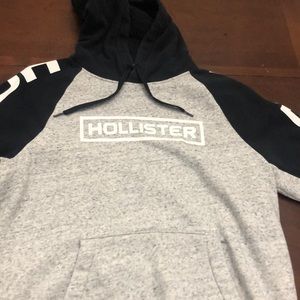 Men’s large Hollister pullover hoodie